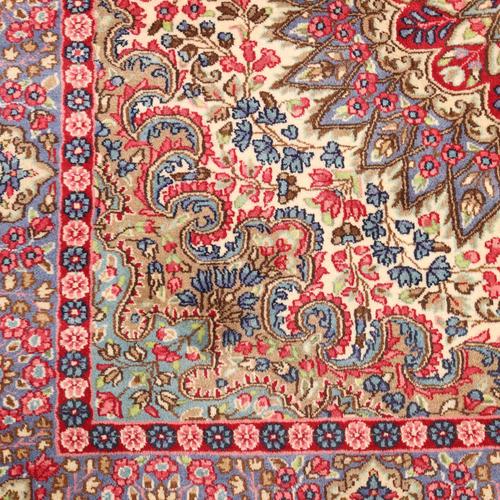 Middle Eastern Kerman Rug in Wool For Sale - Image 5 of 8
