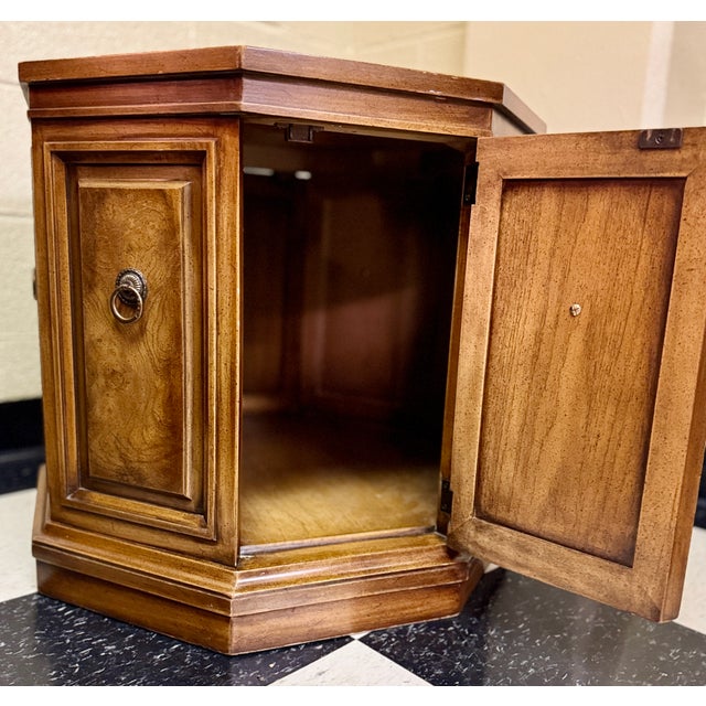Hollywood Regency Heirloom by Weiman Burl Wood Octagonal Accent Cabinet With Brass Ring Pulls – Vintage North Carolina Craftsmanship For Sale - Image 3 of 12