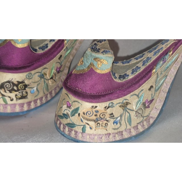 Rare 19thC Chinese Manchu Flowerpot Shoes Embroidered Silk Purple Satin For Sale In Denver - Image 6 of 8