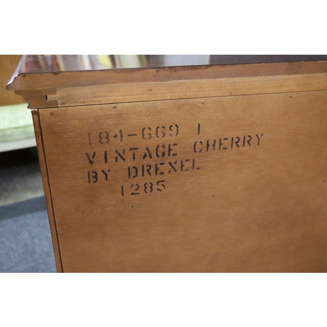 Drexel Cherry Chippendale Blockfront Shell Carved Chest For Sale - Image 9 of 10