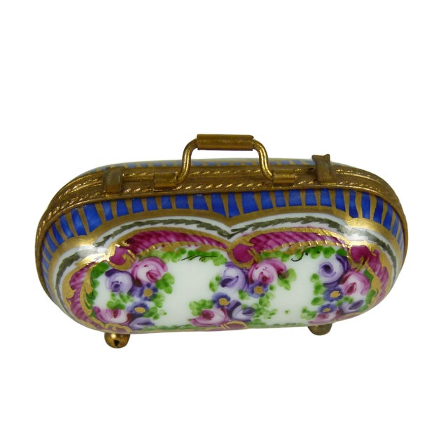 1990s Limoges France Porcelain Suitcase Trinket Box | Hand Painted Floral Carpet Bag | Valise | Purse | Footed For Sale - Image 5 of 13