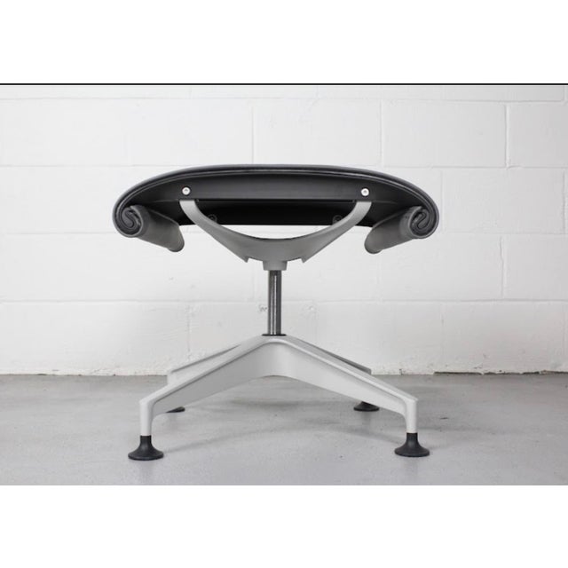 2020s Herman Miller Setu Lounge + Ottoman For Sale - Image 5 of 13