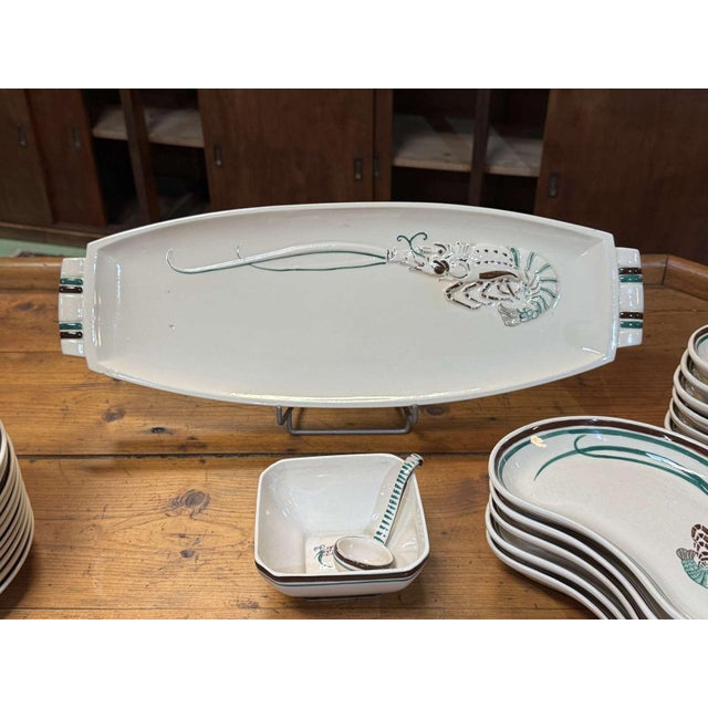 Quimper earthenware lobster service from the 1930s - probably the work of Jean Lachaud (1889-1952) - 27 pieces