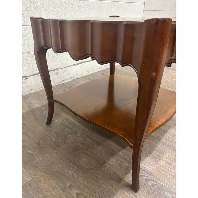Vintage Townsend Mfg. Co. Tooled Leather Top Mahogany End Table For Sale - Image 11 of 18