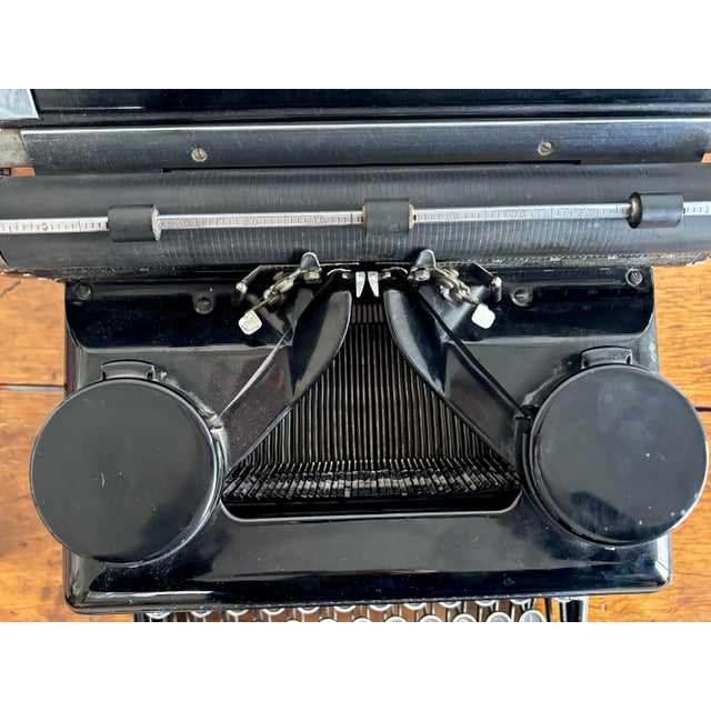 1930s Royal KHM Working Typewriter For Sale - Image 10 of 11