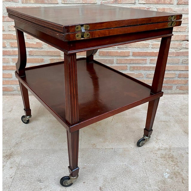 Early 20th Century Cherry Wood Serving Bar Cart with Removable Tray, 1940s For Sale - Image 13 of 15
