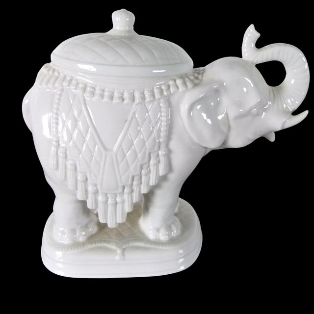 Vintage Andrea by Sadek White Porcelain Elephant Candy Dish | Elephant Lidded Trinket Box | Made in Japan | Foil Sticker For Sale - Image 10 of 16