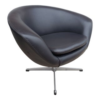 Mid Century Modern Overman of Sweden Black Pod Chair For Sale