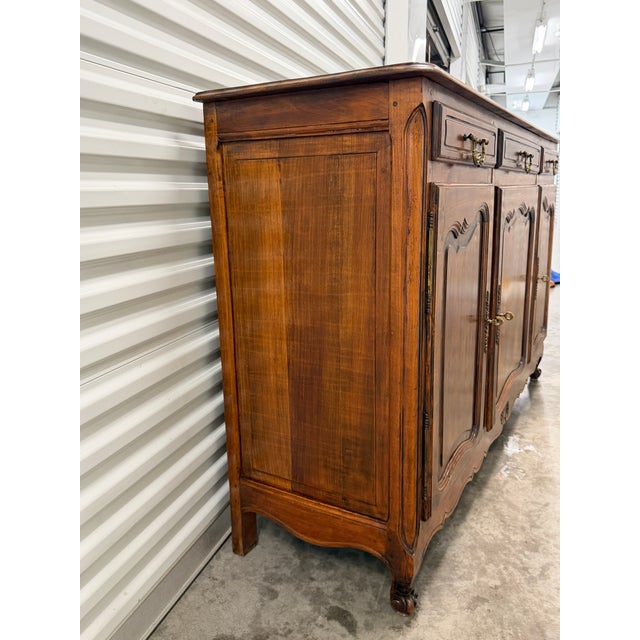 Antique Louis XV Style French Provincial Walnut Enfilade Buffet Cabinet For Sale - Image 9 of 17