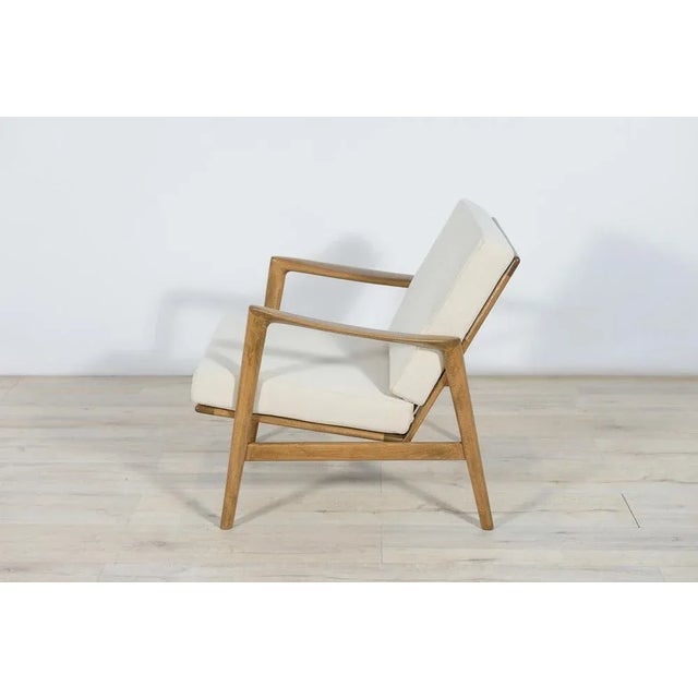 Mid-Century Modern Model 300-139 Armchair from Swarzędz Factory, 1960s For Sale - Image 3 of 13