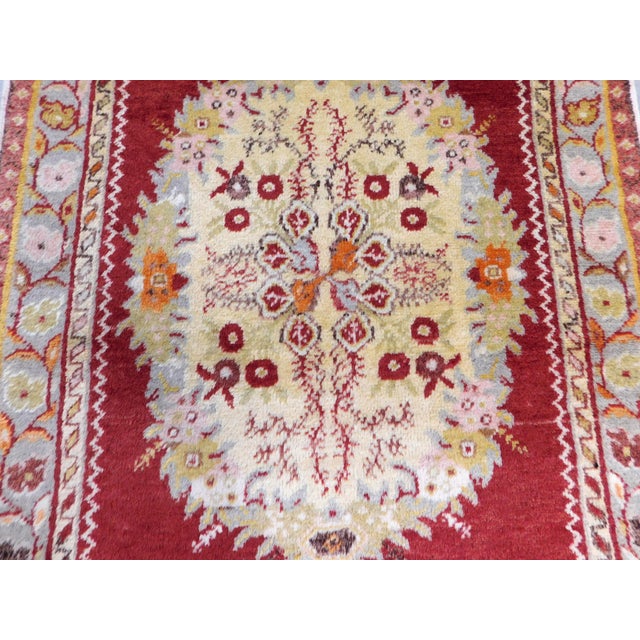 1980s Vintage Turkish Ushak Rug. 3'4"x 6'7" For Sale - Image 5 of 17