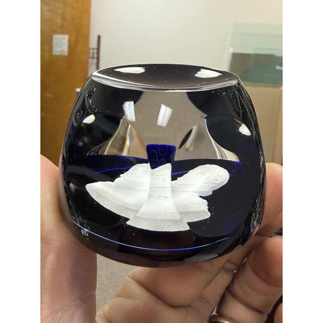Late 20th Century Cristal d'Albret France Christopher Columbus Sulphide Paperweight Faceted Blue For Sale In Philadelphia - Image 6 of 12