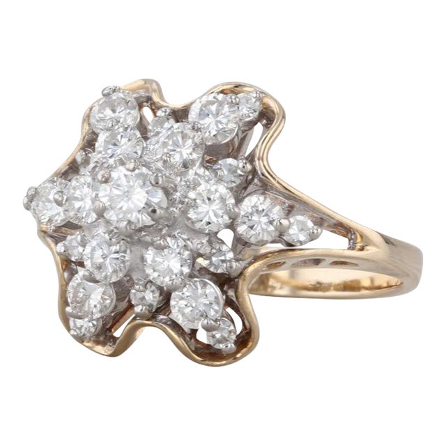 1.03ctw Diamond Flower Star Cluster Ring 14k Yellow Gold Size 6.75 Vintage For Sale