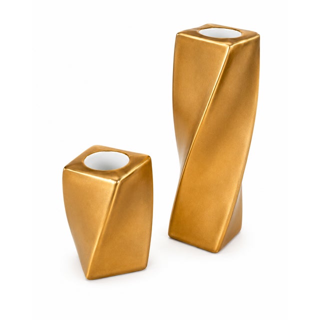 Contemporary Angela Cummings for Arita Japan 1983 Rare Gilded Porcelain Twisted Candleholders – Pair For Sale - Image 3 of 7