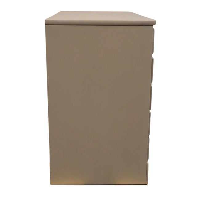 Ethan Allen Heirloom Collection Custom Room Plan Crp 40" Cream / Off White Painted Three Drawer Chest 14-4551p - 400 Finish For Sale - Image 12 of 12