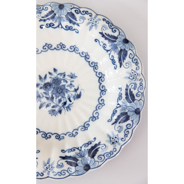 Farmhouse Vintage Dutch Delft Faience Makkum Scalloped Lobed Floral Wall Charger Plate, Circa 1940 For Sale - Image 3 of 8