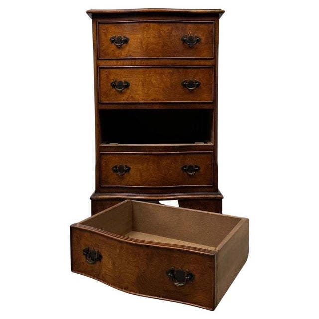 Small Antique Serpentine Burr Oak Chest of Drawers For Sale - Image 3 of 12