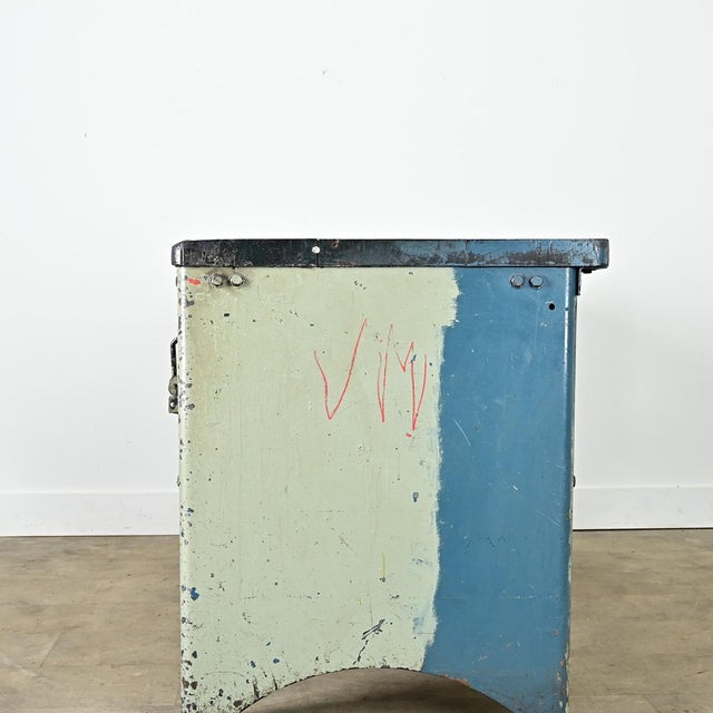 French 20th Century Industrial Work Bench For Sale - Image 10 of 11