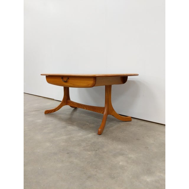 Jentique Vintage Mid Century Modern Coffee Table by Jentique For Sale - Image 4 of 8