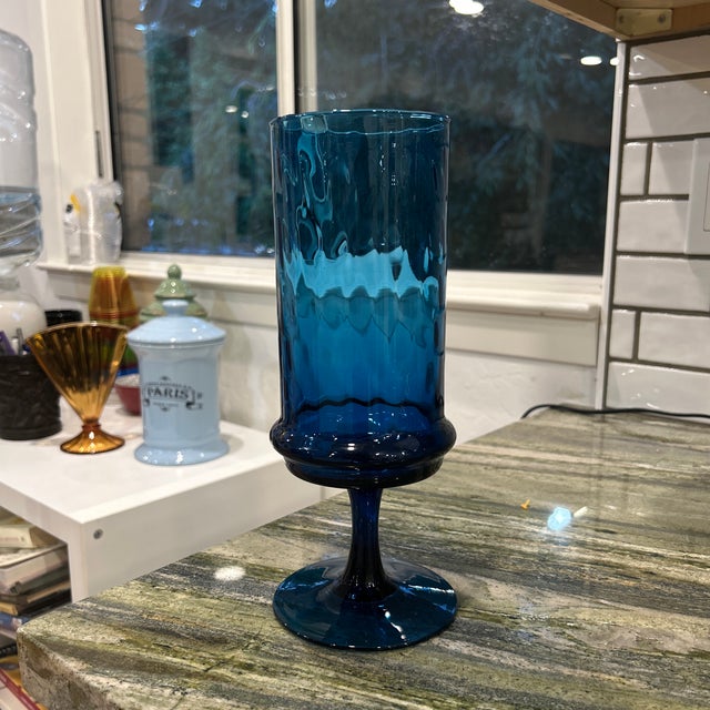 1960s Mid Century Modern Empoli Deep Teal Blue Optic Art Glass Vase With Pedestal - Italian Mouth Blown Empoli For Sale - Image 12 of 12