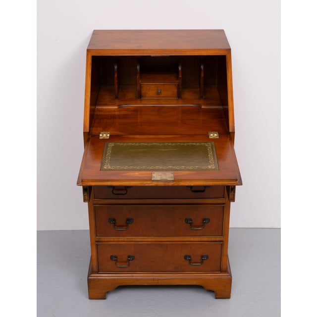 Small Georgian Mahogany Secretary, 1960s For Sale - Image 3 of 12