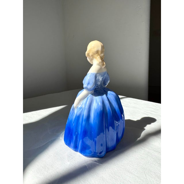 Royal Doulton Antique Royal Doulton Figurine ~ “Marie” ~ Hn 1370 For Sale - Image 4 of 12