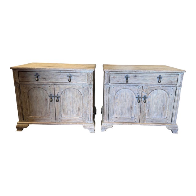Jonathan Charles Sagehill Oak Bedside Chest- Set of 2 For Sale