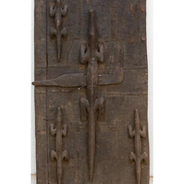 Late 20th Century Museum Quality Antique Crocodile Dogon Door For Sale - Image 5 of 7
