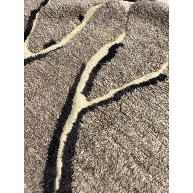 Moroccan Beni Ouarain Rug 200x300 Cm Handmade Wool Berber Geometric Plush Carpet For Sale - Image 10 of 12
