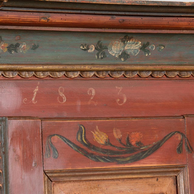Early 19th Century Swedish Hand-Painted Pine Armoire Dated 1823 For Sale - Image 5 of 14