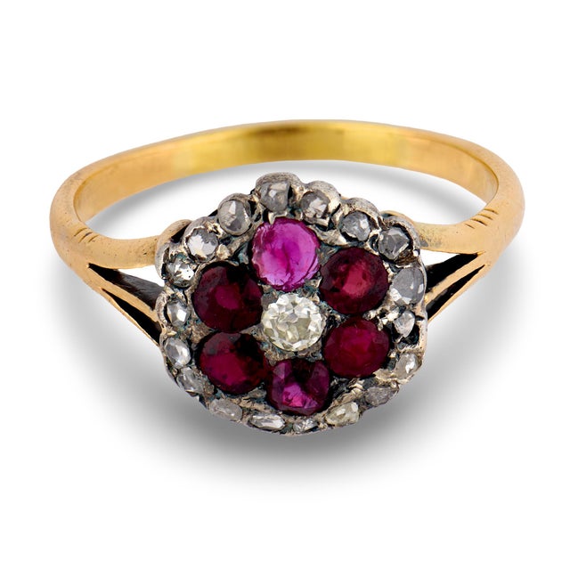 Victorian Late 19th Century Victorian Ruby Diamond Cluster 18k Yellow Gold Silver Ring, Size 7.75 For Sale - Image 3 of 6