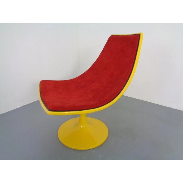 1960s Italian Fiberglass Swivel Chair, 1960s For Sale - Image 5 of 18