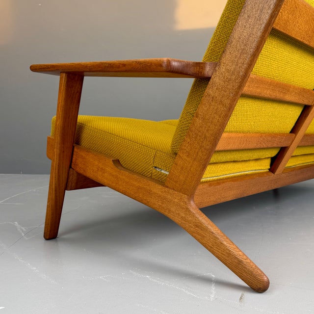 Wood GE 290 Sofa by Hans J. Wegner for Getama, 1960s For Sale - Image 7 of 10