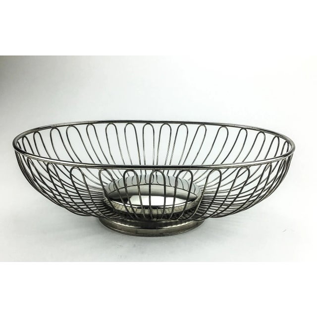 Modern Silver Plated Oval Wire Fruit Basket For Sale - Image 3 of 8