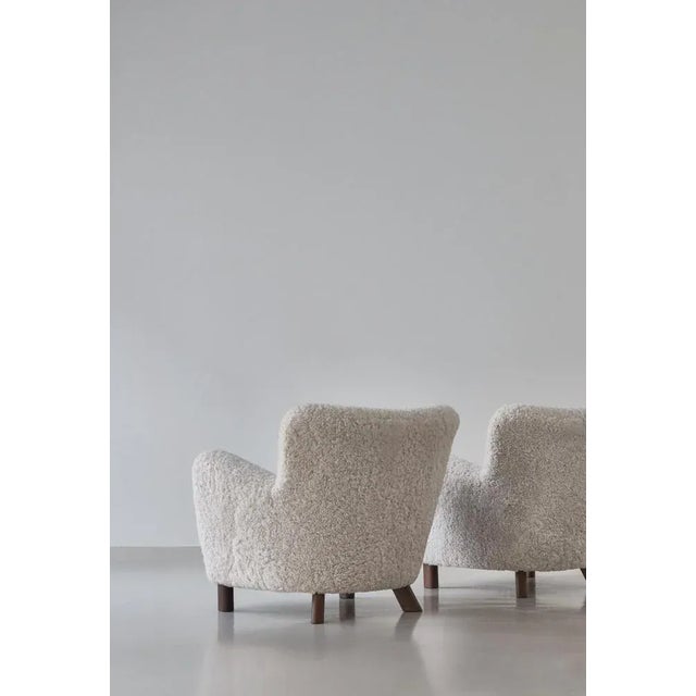 Fritz Hansen Scandinavian Modern Model FH-1669 Easy Chairs in Sheepskin by Fritz Hansen, 1940s, Set of 2 For Sale - Image 4 of 18