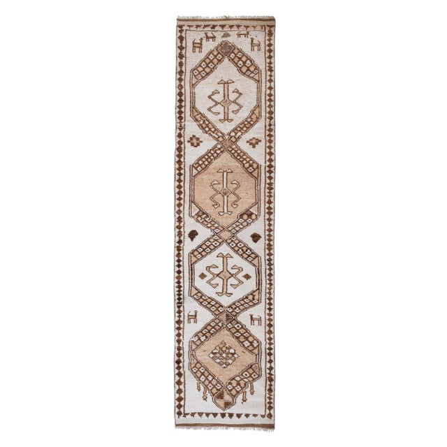 Natural White Herki Turkish Hand-Knotted Runner 2'9" X 11'6" For Sale - Image 13 of 13