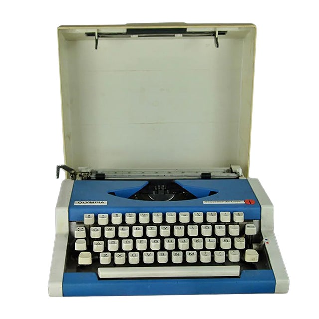 Traveler Typewriter from Olympia, 1970s For Sale