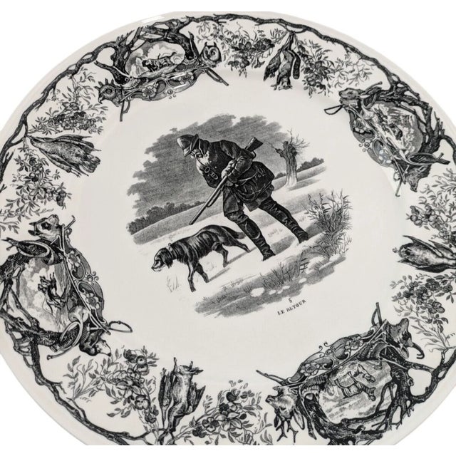 Villeroy & Boch Mid 20th Century Villeroy & Boch La Chasse Le Retour Dinner Plate Discontinued Toile Hunting For Sale - Image 4 of 10