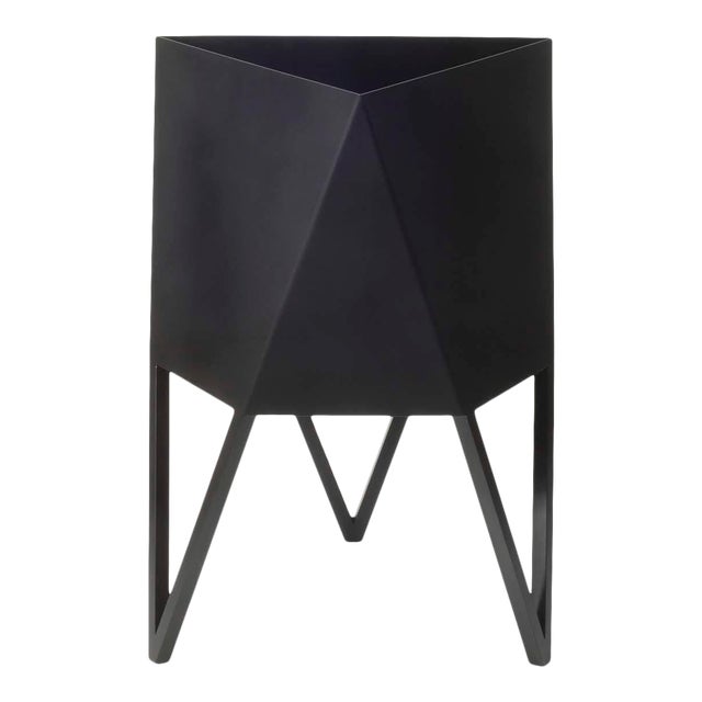 Small Deca Planter in Black by Force/Collide For Sale