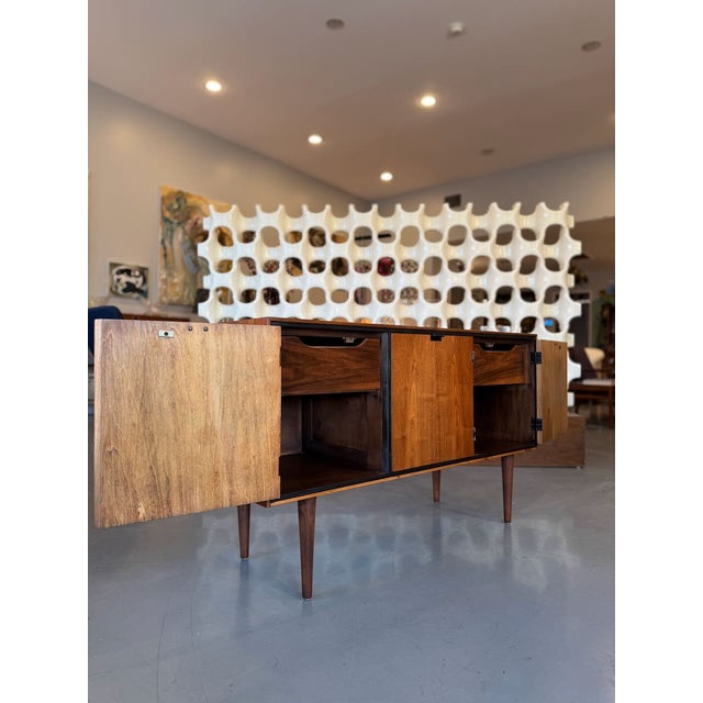 Wood 1960s "Distinctive" Credenza by Stanley Furniture For Sale - Image 7 of 18
