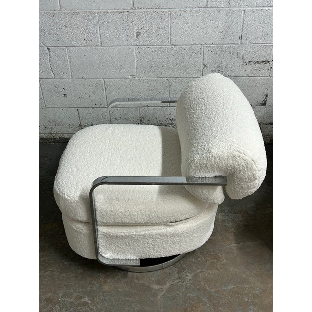 White 1960s Pair of Exceptional Mid Century Modern Chrome Milo Baughman for Thayer Coggin Swivel Lounge Chairs Newly Upholstered in Shearling Boucle For Sale - Image 8 of 12