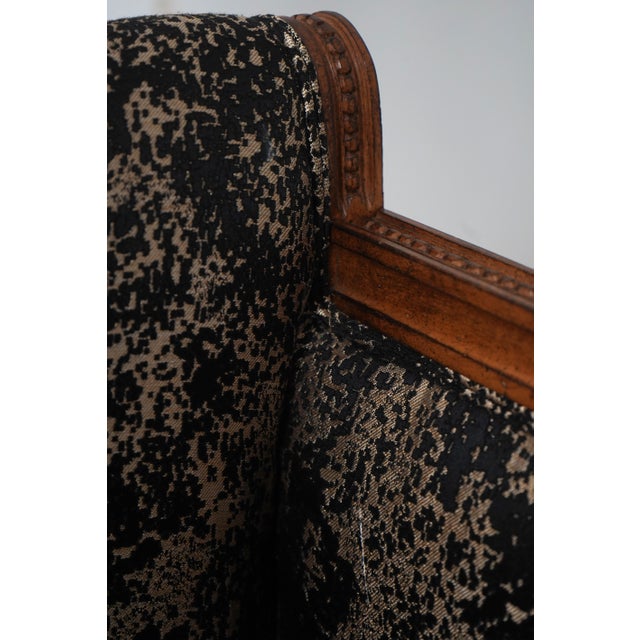 French Louis XV Style Upholstered Bench Settee For Sale - Image 15 of 18