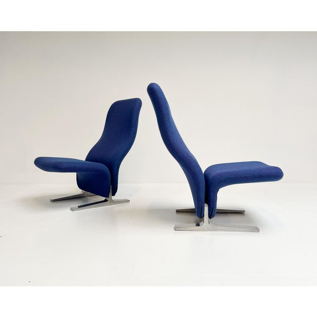An iconic armchair, this Concorde lounge chair, designed in 1966 by Pierre Paulin for Artifort. The chair was originally...
