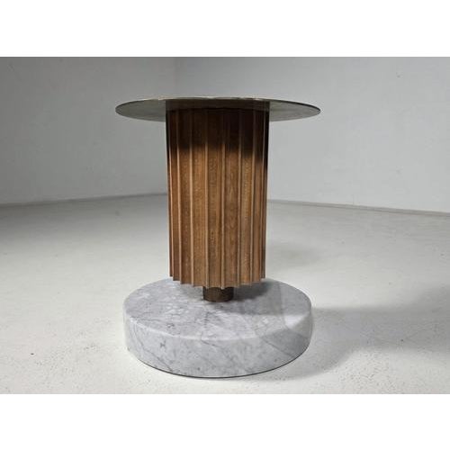 Postmodern Italian Postmodern Brass, Teak and Marble Pedestal Side Table, 1980s For Sale - Image 3 of 10