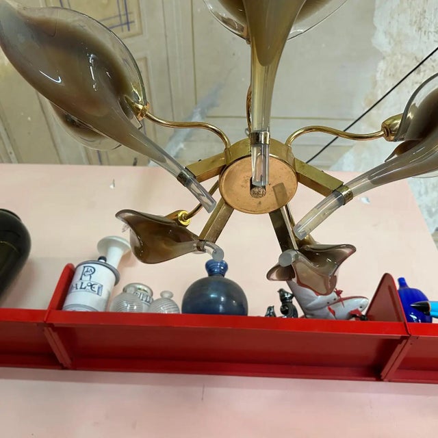 Brown 1970s Mid-Century Modern Brown Murano Glass and Brass Chandelier by Franco Luce For Sale - Image 8 of 11