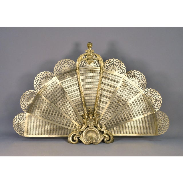 French Louis XV-Transition Style Peacock Fan Shaped Fire Screen, 1890s For Sale - Image 9 of 16