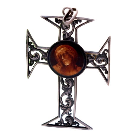 Vintage Silver Crucifix Pendant For Sale