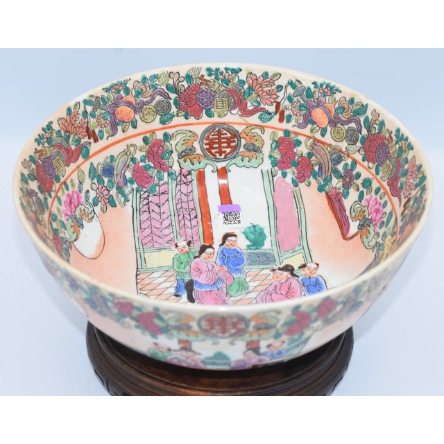 Chinese Vintage Famille Rose/Rose Medallion Chinese Porcelain Bowl For Sale - Image 3 of 11
