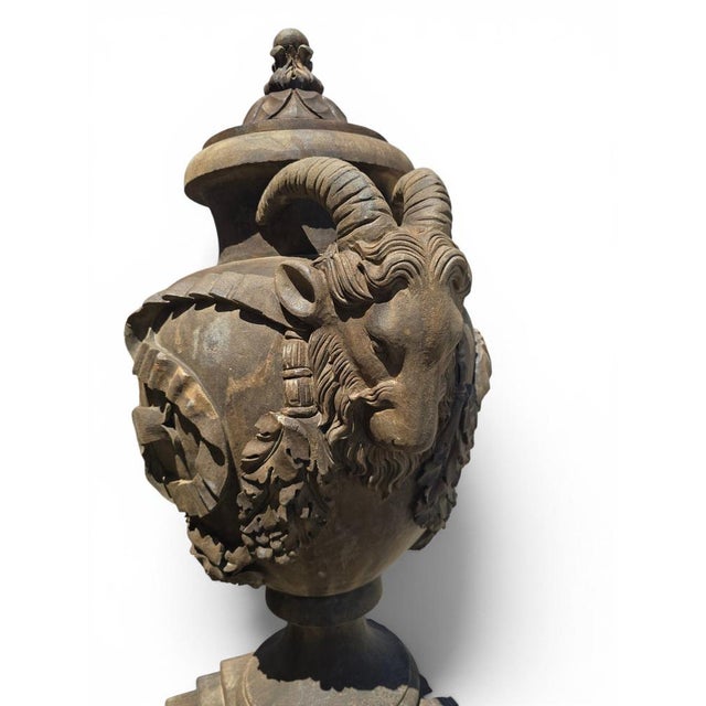 1940s Architectural Stone Urns with Ram Heads, Italy, 1940s, Set of 2 For Sale - Image 5 of 12