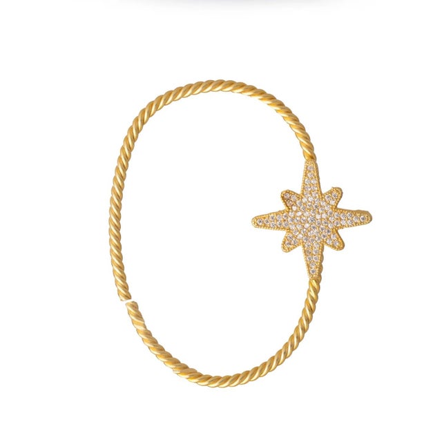 North Star Sparkle Gold Vermeil Unique Ear Cuff For Sale In Miami - Image 6 of 8